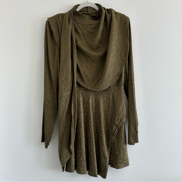 House of Harlow 1960 x Revolve Chianni Mini Dress in Olive Green - Picture 2 of 9